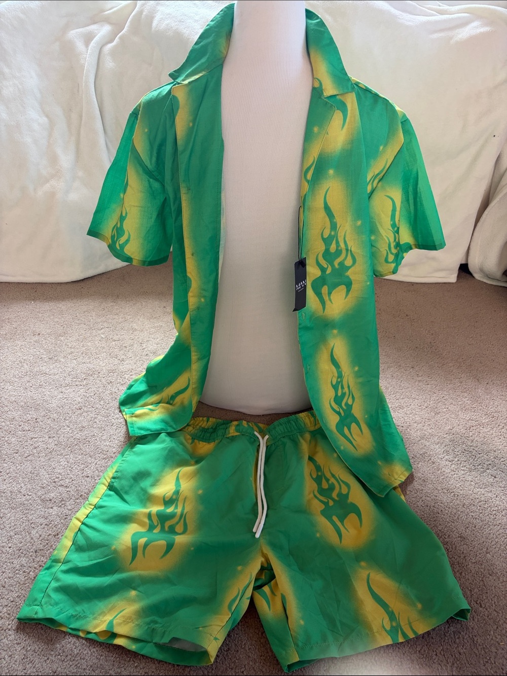 BoohooMens 2 Piece Green &Yellow Swim Set